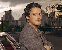 20070220025427-alejandro-200x160.jpg